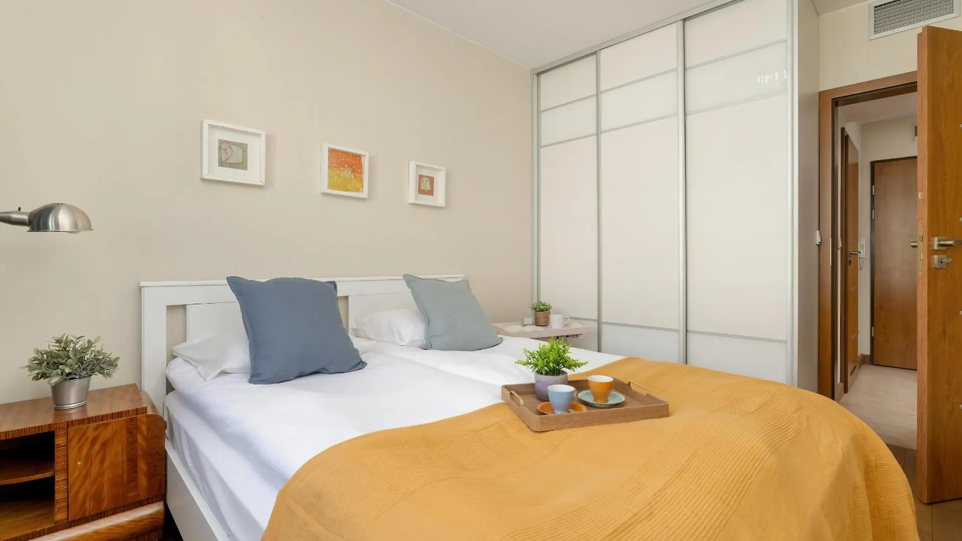 Apartment Centrum Krakowa Piekny Apartament Z Balkonem By Rent Like Home Poland